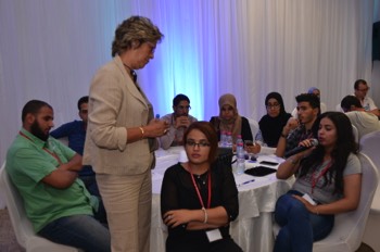  Mme Fatma Methenni 